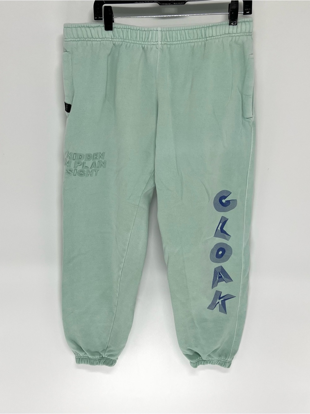 Cloak women’s XL sweatpants